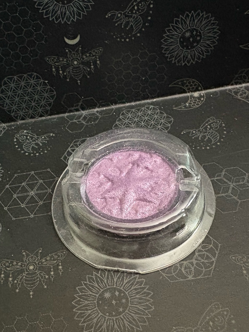 Anna Sui purple eyeshadow FREE W/purchase